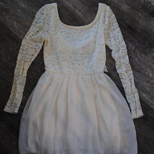 White Lace Low-back Dress